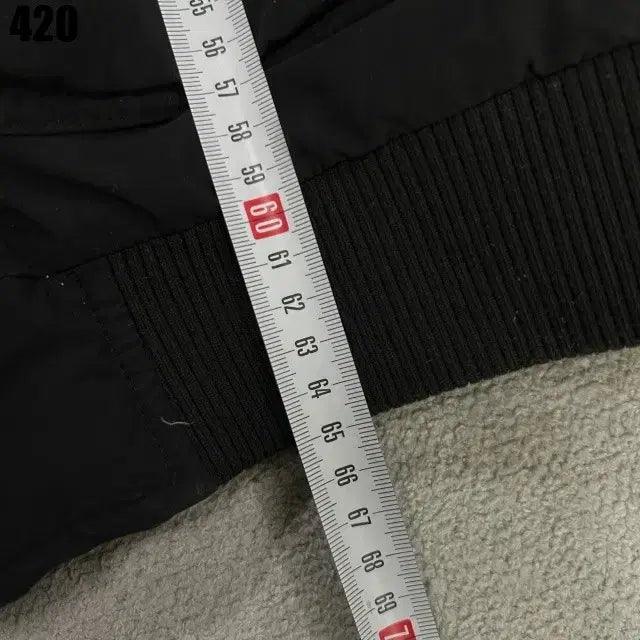 [BUNJANG] EA7 Black Bomber Padded Jacket / EA7 블랙 봄버 패딩 점퍼
