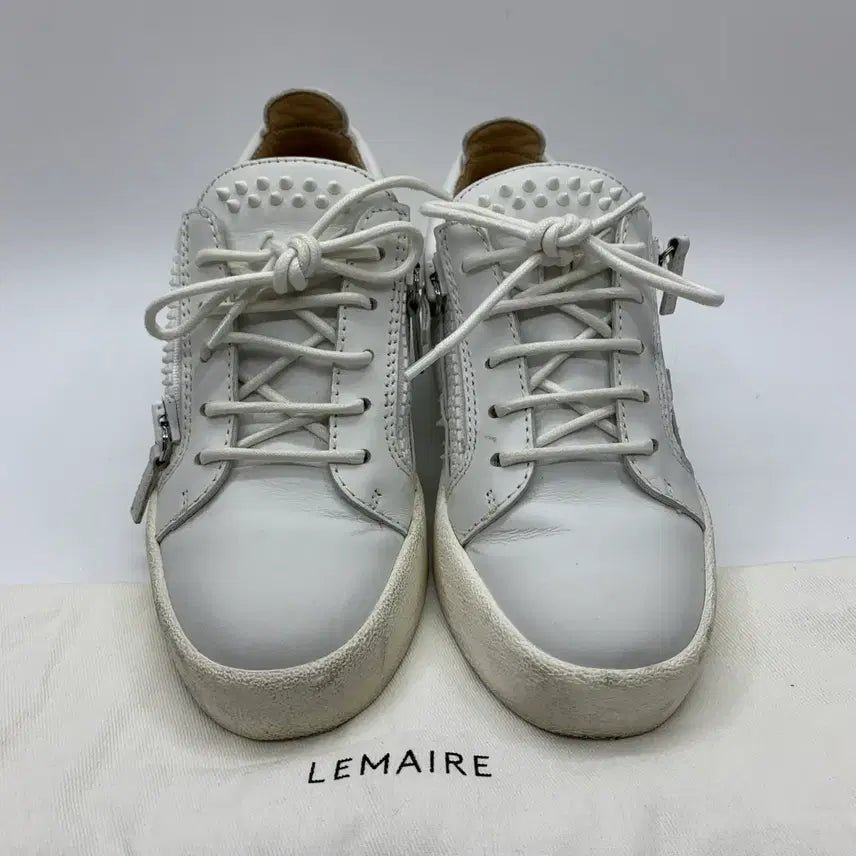 [BUNJANG] Giuseppe Zanotti White Studded Sneakers (Size 36) / 267001000 쥬세페 자노티 화이트 스터드 스니커즈 36사이즈