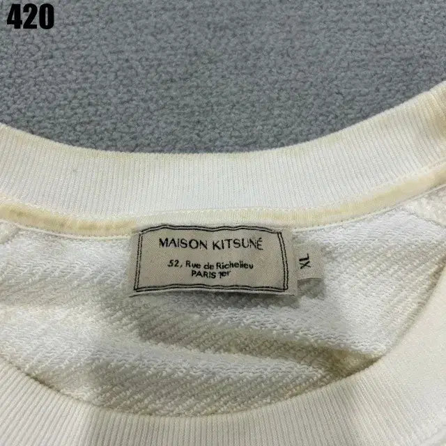 [BUNJANG] Maison Kitsune Fox Head Sweatshirt Ivory / 메종키츠네 폭스헤드 맨투맨 아이보리