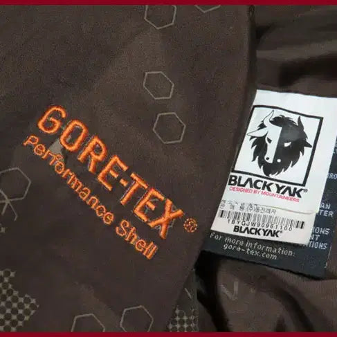 [BUNJANG] Black Yak Gore-Tex Hiking Jacket (Inner Attached) / 블랙야크/밤색 고어텍스 등산자켓(-내피부착)/100사이즈/따봉구제