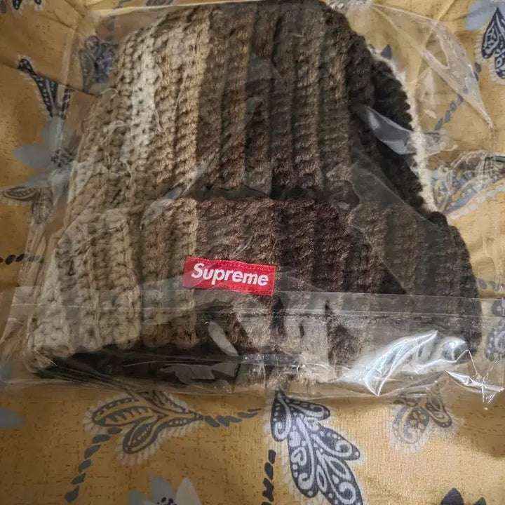 [BUNJANG] Supreme Gradient Brown Knit Beanie / 새상품급 슈프림 그라디언트 브라운 니트 비니
