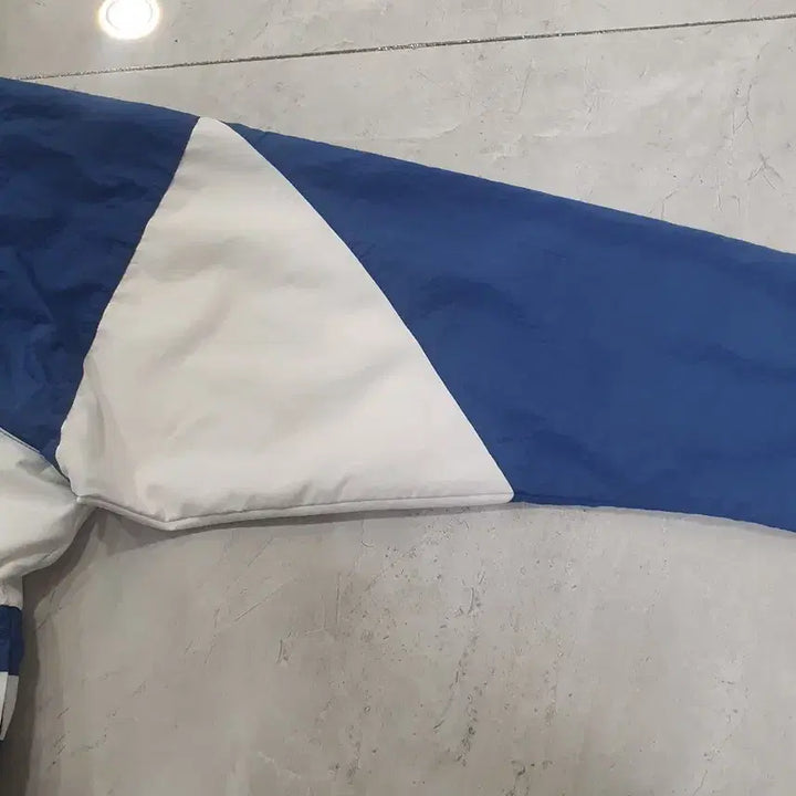 [SOLD OUT] 아디다스 빅 트레포일 윈드브레이커 2XL