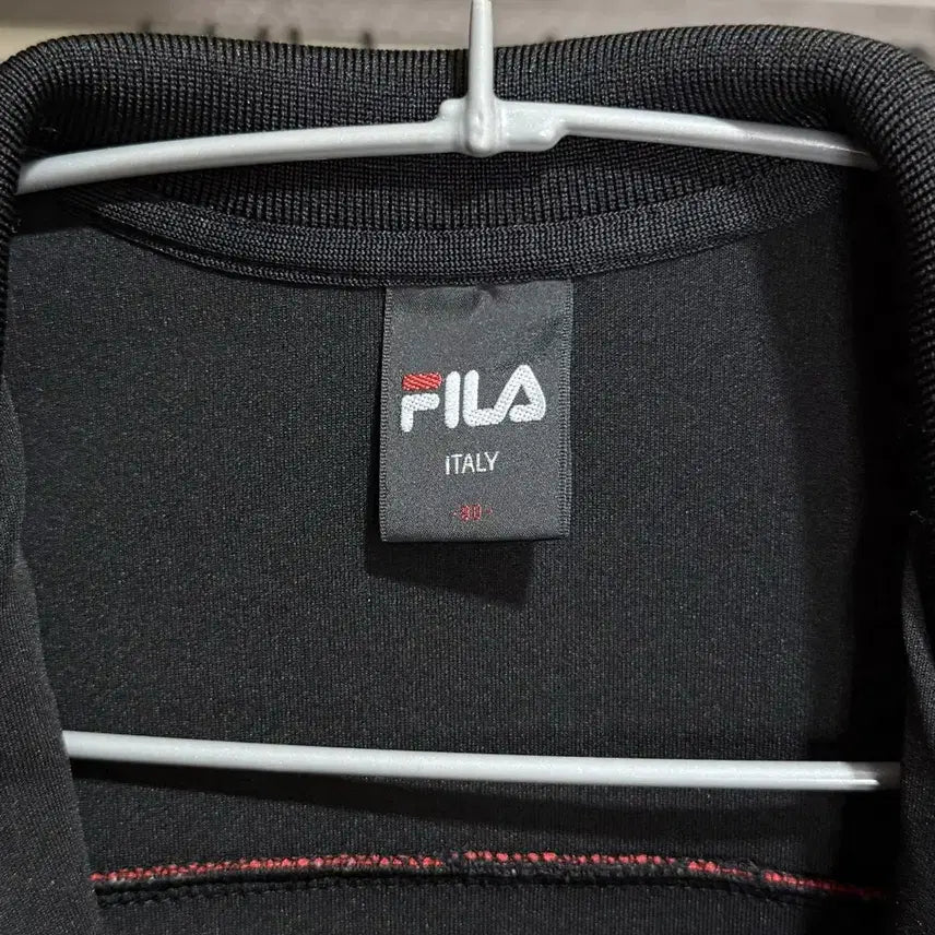 [BUNJANG] Fila Black &amp; Red Jersey Top / 휠라 블랙 &amp; 레드 져지