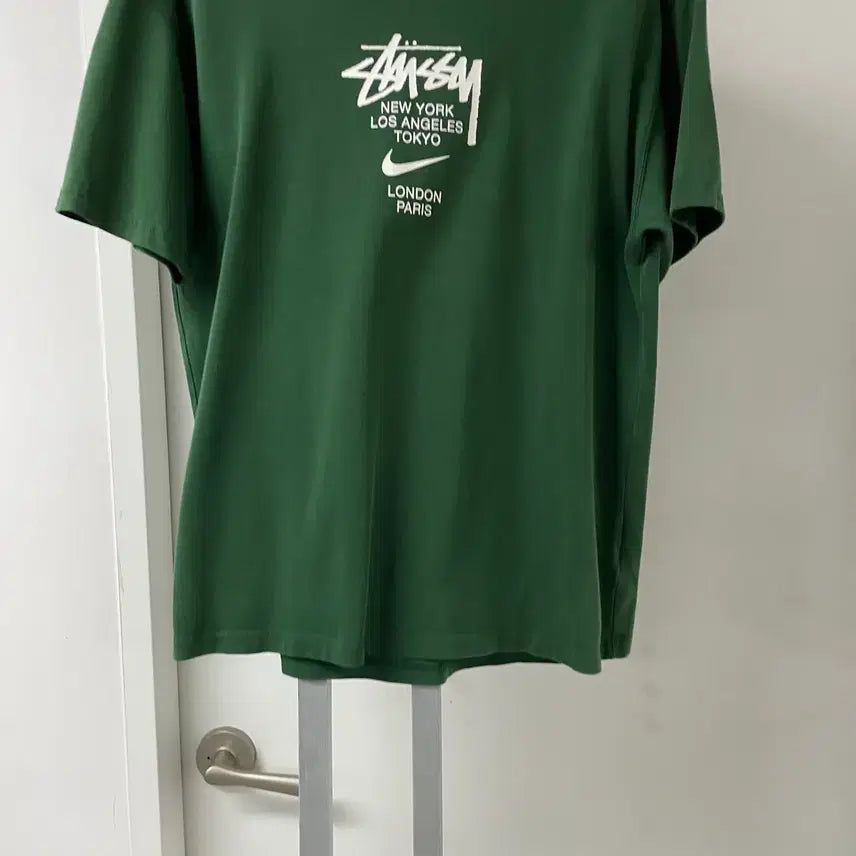 [BUNJANG] Nike Stussy World Tour T-shirt Green L / 나이키 스투시 월드투어 반팔 티셔츠 그린 L