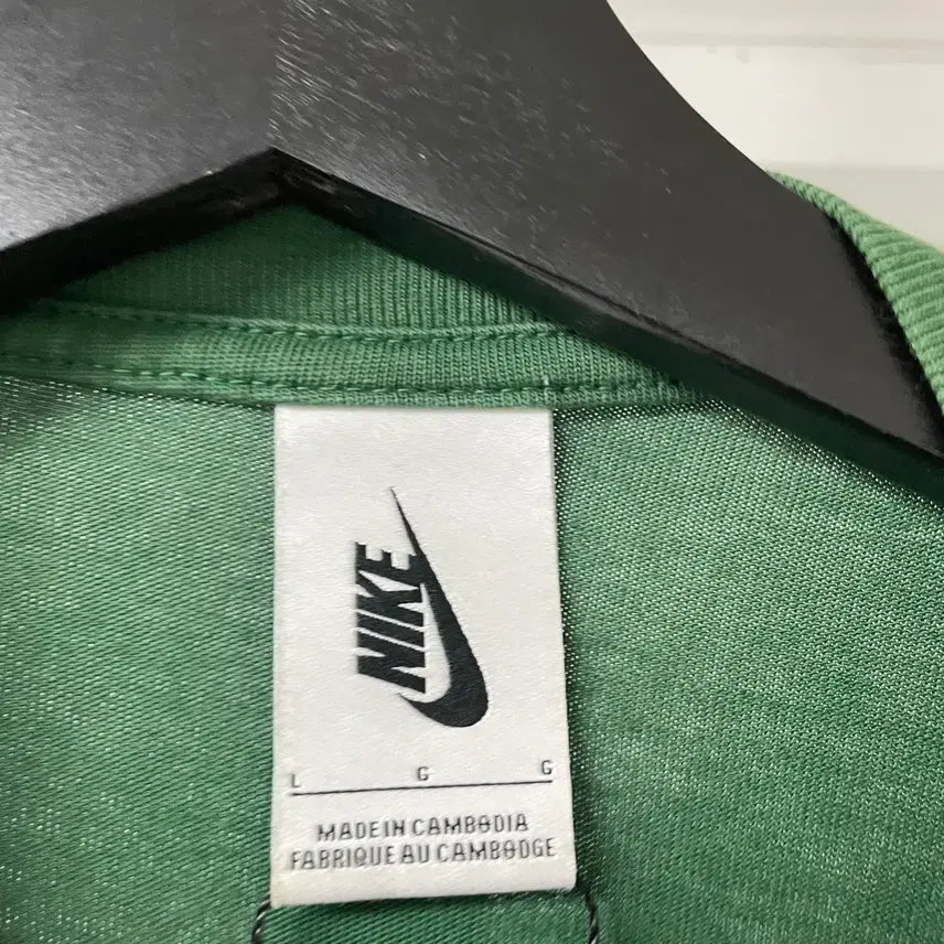 [BUNJANG] Nike Stussy World Tour T-shirt Green L / 나이키 스투시 월드투어 반팔 티셔츠 그린 L