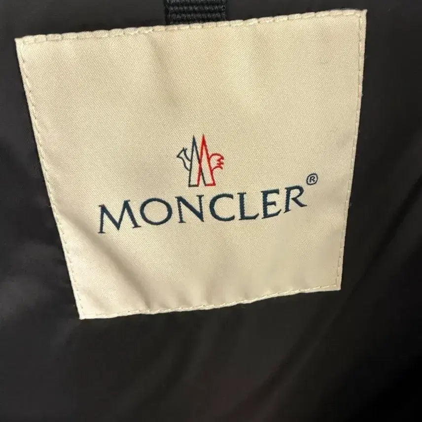 [SOLD OUT] 몽클레어 티누브(Tinuv) 여성 롱패딩 정품 라벨 폭스퍼