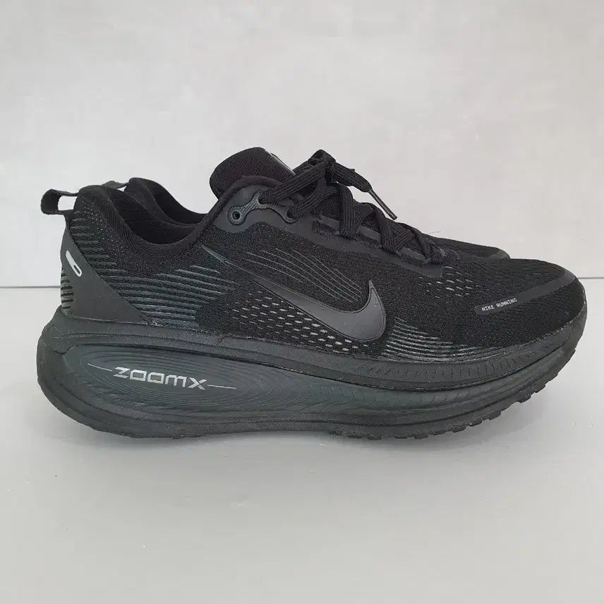[SOLD OUT] 나이키 줌X 보메로 18 다크 스모크 그레이 (275)