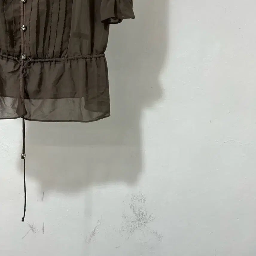 [SOLD OUT] vtg top