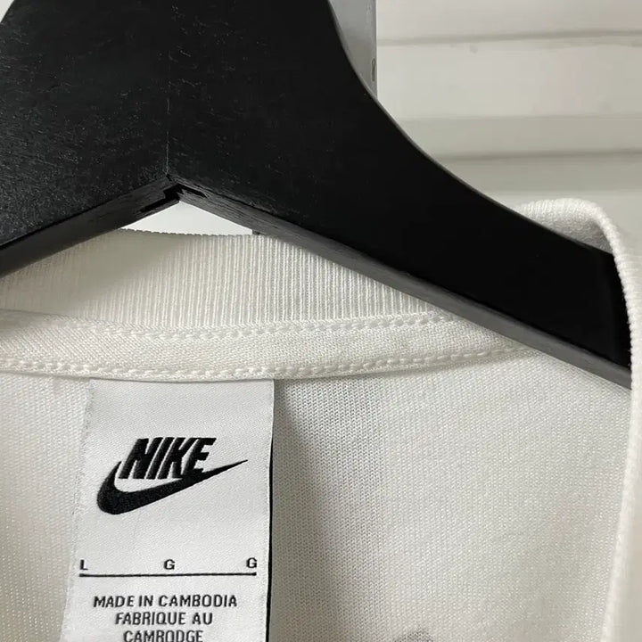 [SOLD OUT] 나이키 스투시 월드투어 반팔 티셔츠 화이트 L