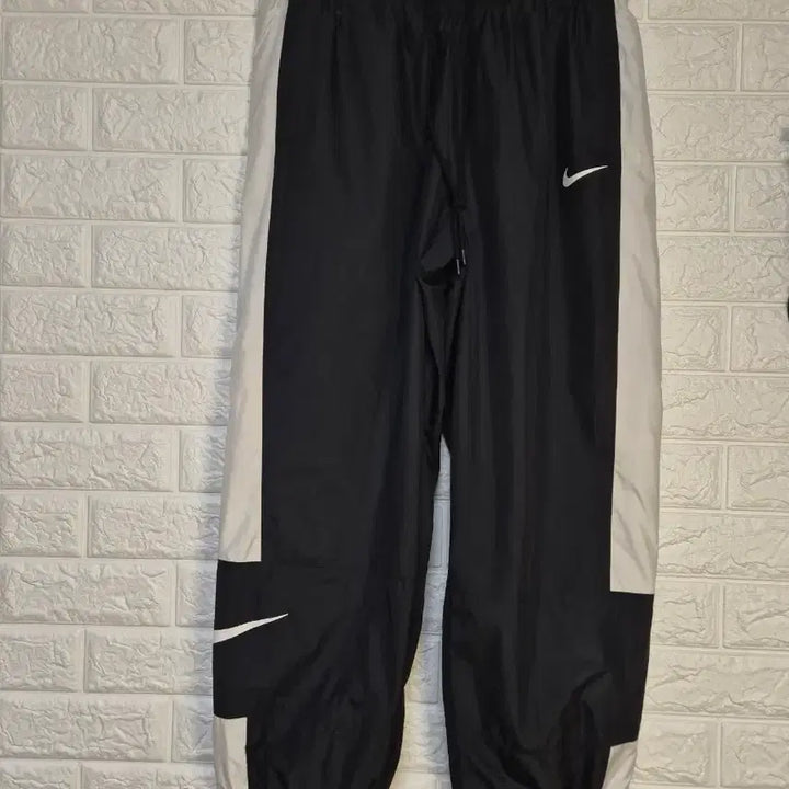 [SOLD OUT] 나이키 조거 우븐 팬츠