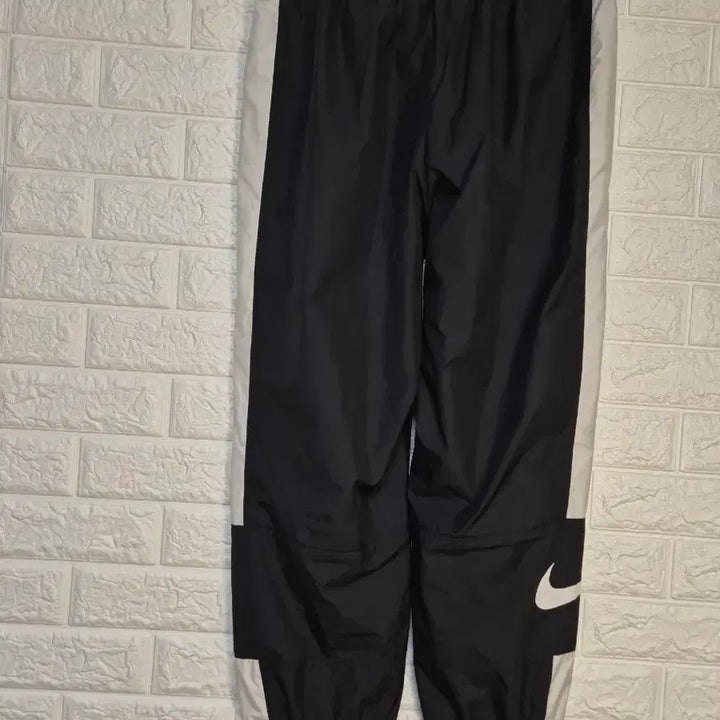 [SOLD OUT] 나이키 조거 우븐 팬츠