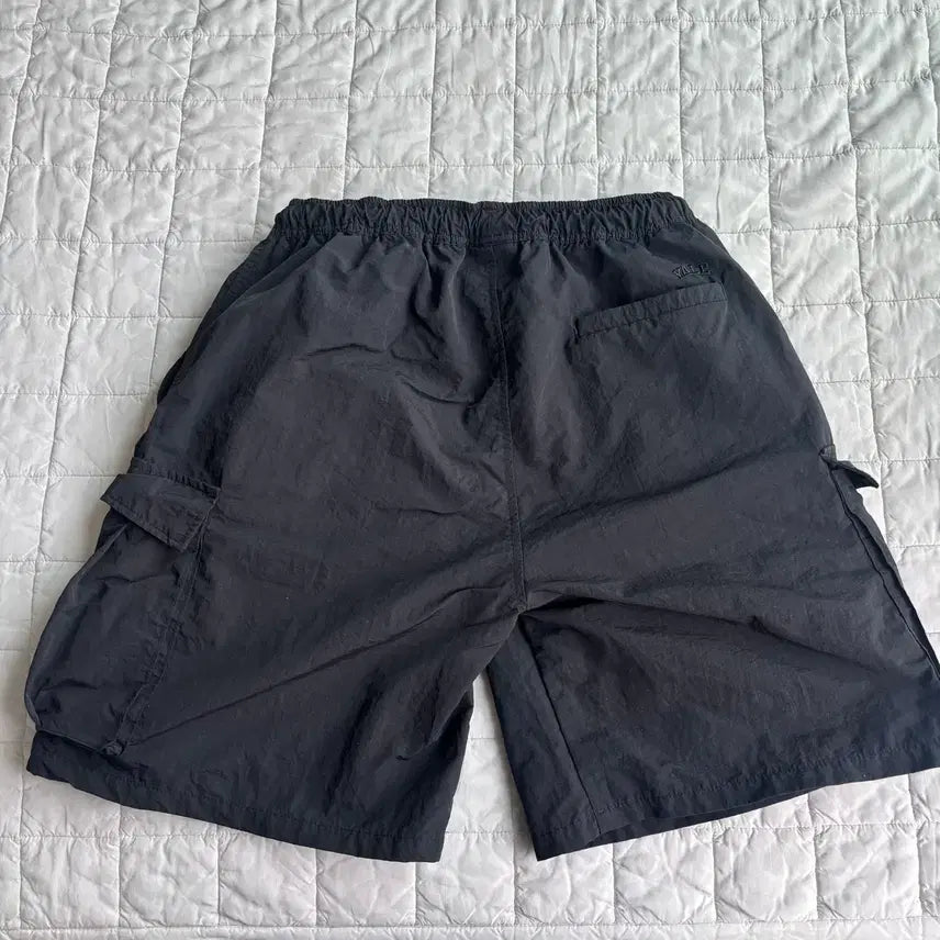 [SOLD OUT] YALE 예일 나일론 반바지