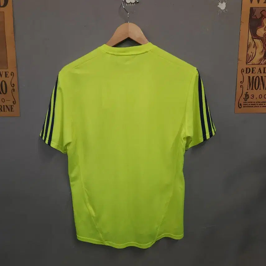 [SOLD OUT] 아디다스 형광색 반팔 티셔츠