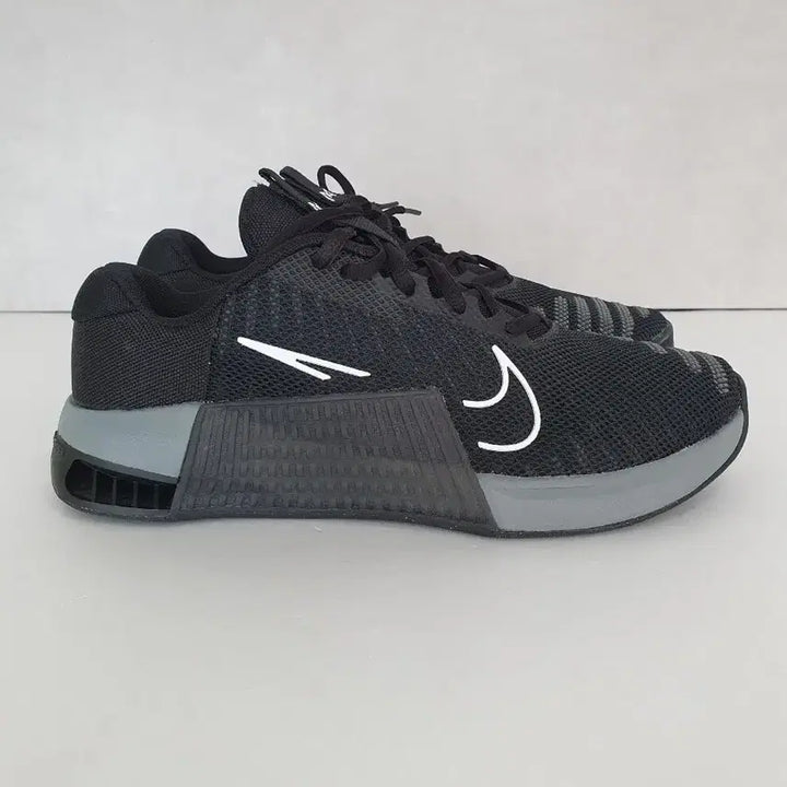 [SOLD OUT] 나이키 메트콘 9 블랙 (270)
