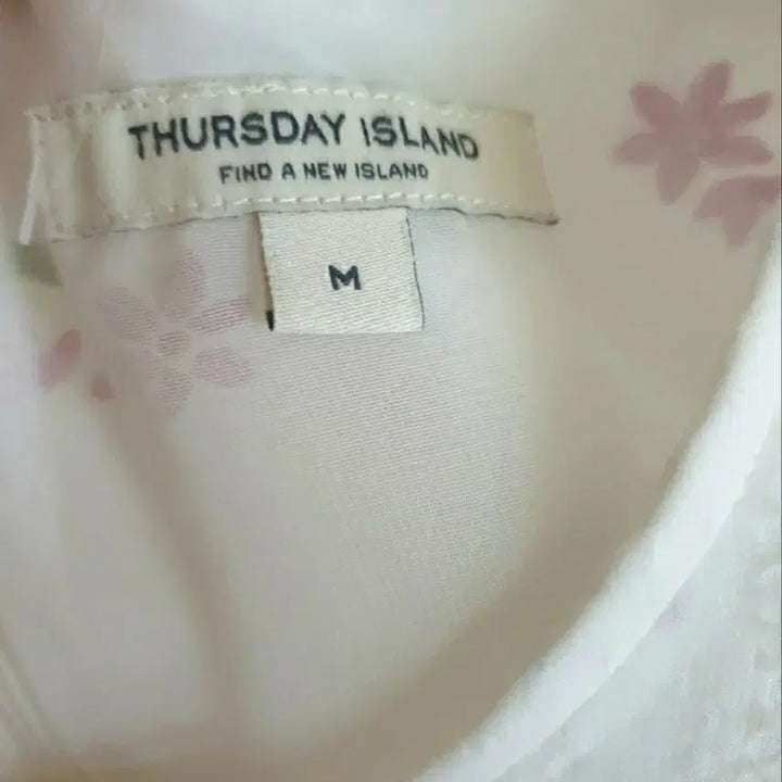 [SOLD OUT] 써스데이아일랜드 25SS 원피스 M (새옷컨디션)
