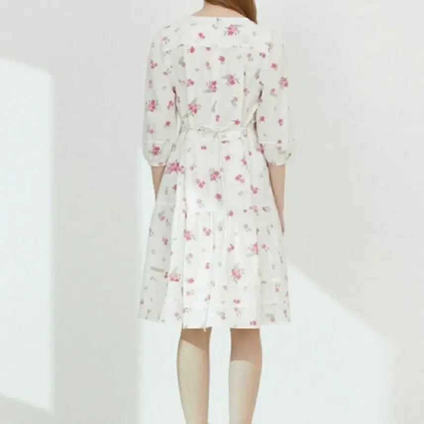 [SOLD OUT] 써스데이아일랜드 25SS 원피스 M (새옷컨디션)