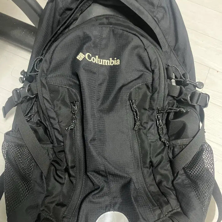 [SOLD OUT] 컬럼비아 Redwood 30 블랙 백팩