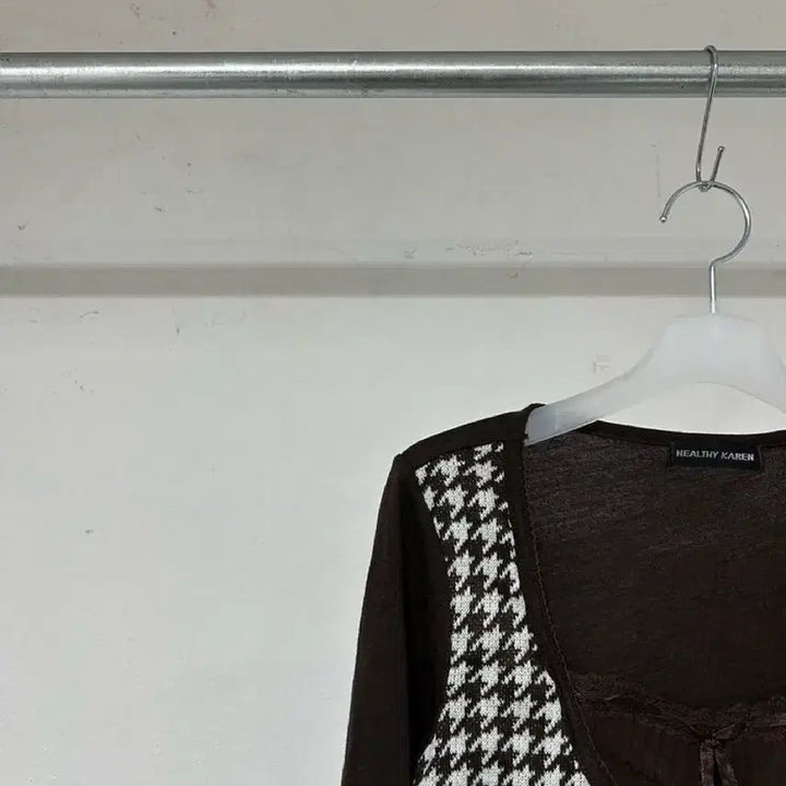 [SOLD OUT] vtg top
