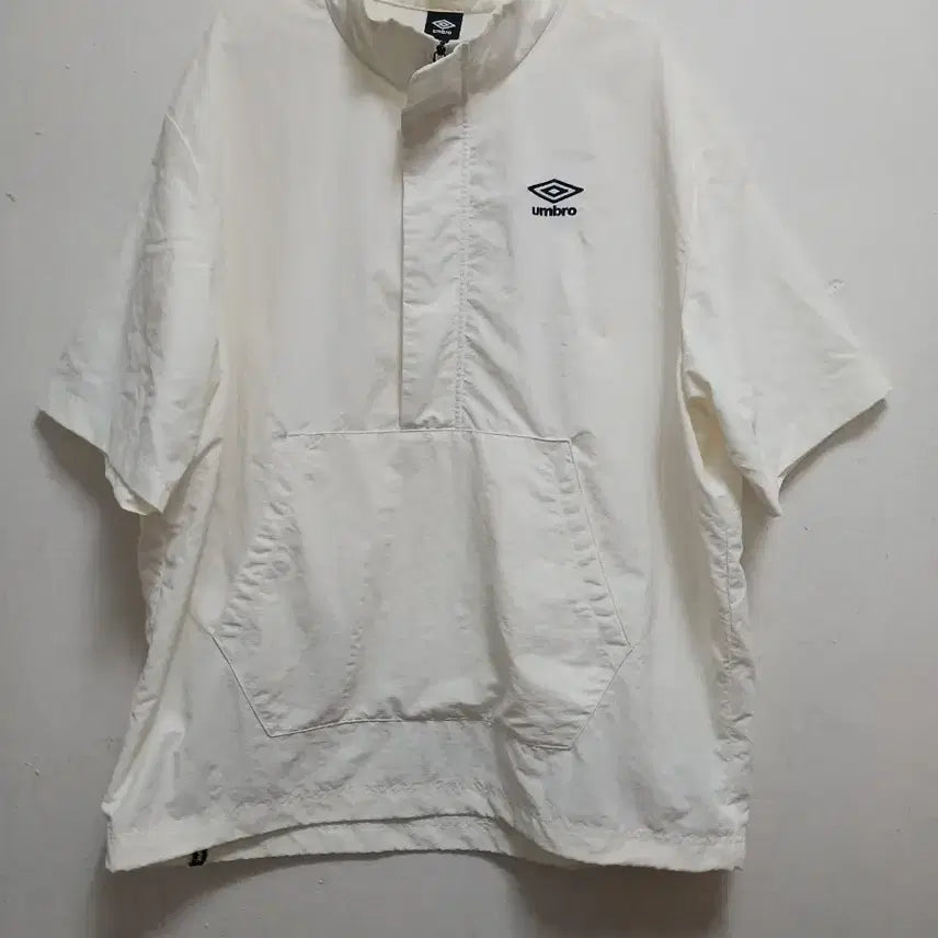 [SOLD OUT] 엄브로 남성 화이트 반팔 아노락 바람막이 자켓 사이즈 XL 105