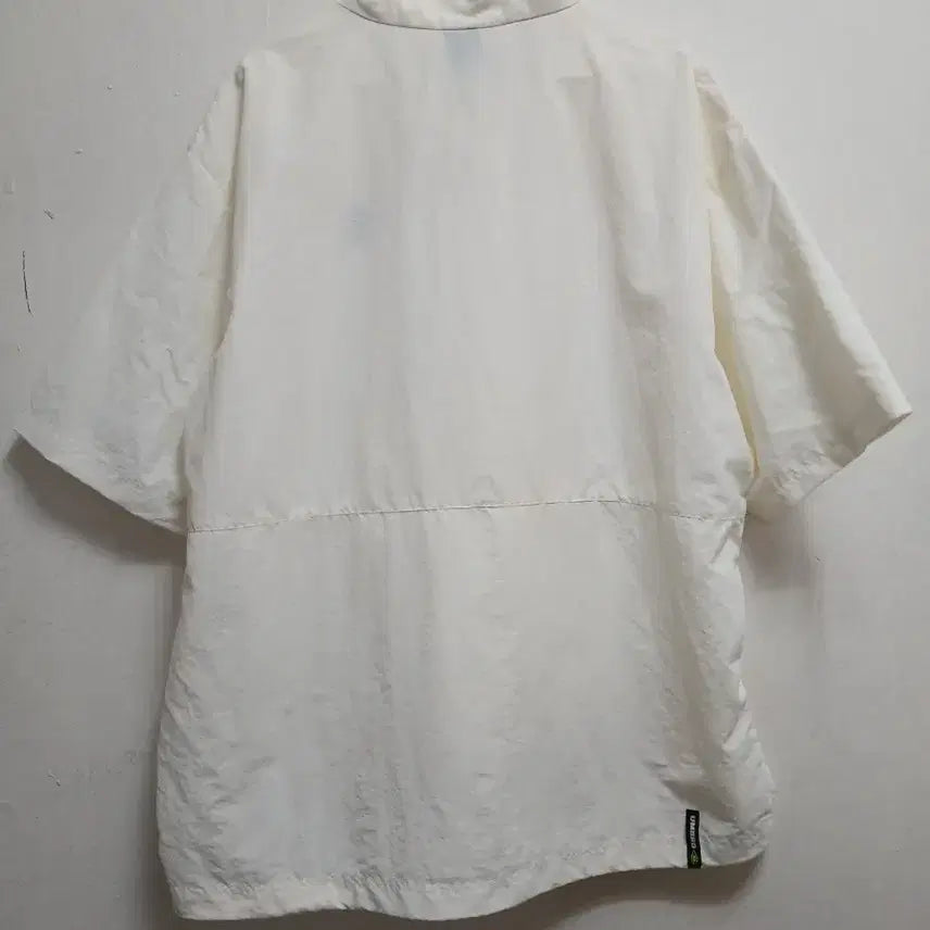 [SOLD OUT] 엄브로 남성 화이트 반팔 아노락 바람막이 자켓 사이즈 XL 105