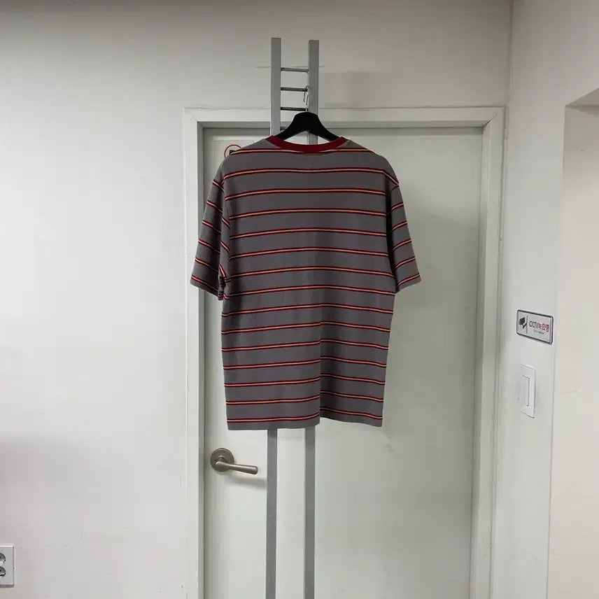 [SOLD OUT] 스투시 단가라 반팔 티셔츠 L