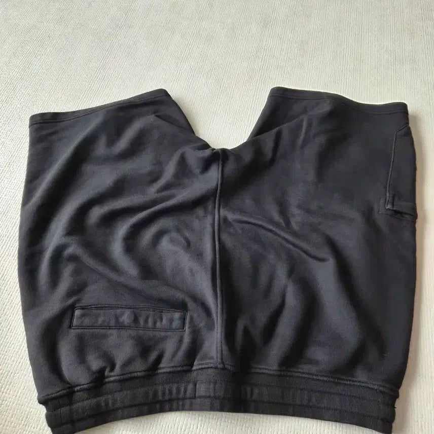 [SOLD OUT] 스톤아일랜드 블랙 반바지