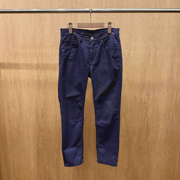 [BUNJANG] Acne Studios Cotton Straight Fit 5-Pocket Metal Button Navy Pants / 아크네스튜디오 코튼 팬츠 스트레이트 핏 5포켓 메탈 버튼 디테일 네이비