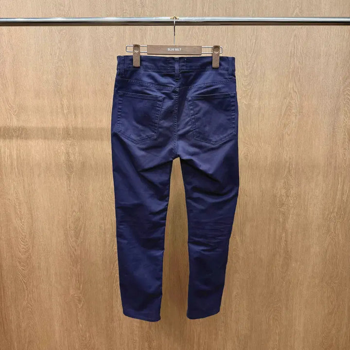 [BUNJANG] Acne Studios Cotton Straight Fit 5-Pocket Metal Button Navy Pants / 아크네스튜디오 코튼 팬츠 스트레이트 핏 5포켓 메탈 버튼 디테일 네이비