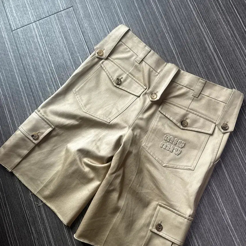 [BUNJANG] Miu Miu Chino Bermuda Shorts Size 36 / 미우미우 치노 버뮤다 코드 36 정품