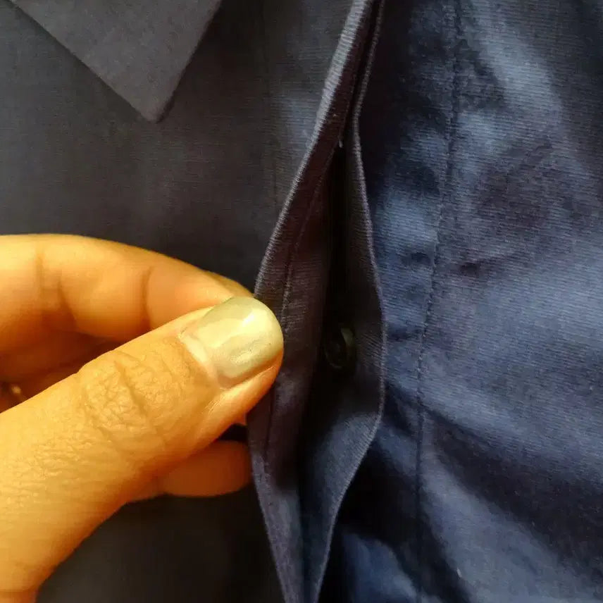 [BUNJANG] COS Navy Pintuck Blouse / 7/49 코스 COS 네이비 핀턱 블라우스 38사이즈