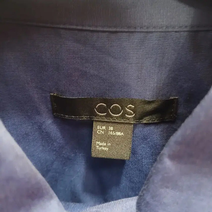 [BUNJANG] COS Navy Pintuck Blouse / 7/49 코스 COS 네이비 핀턱 블라우스 38사이즈