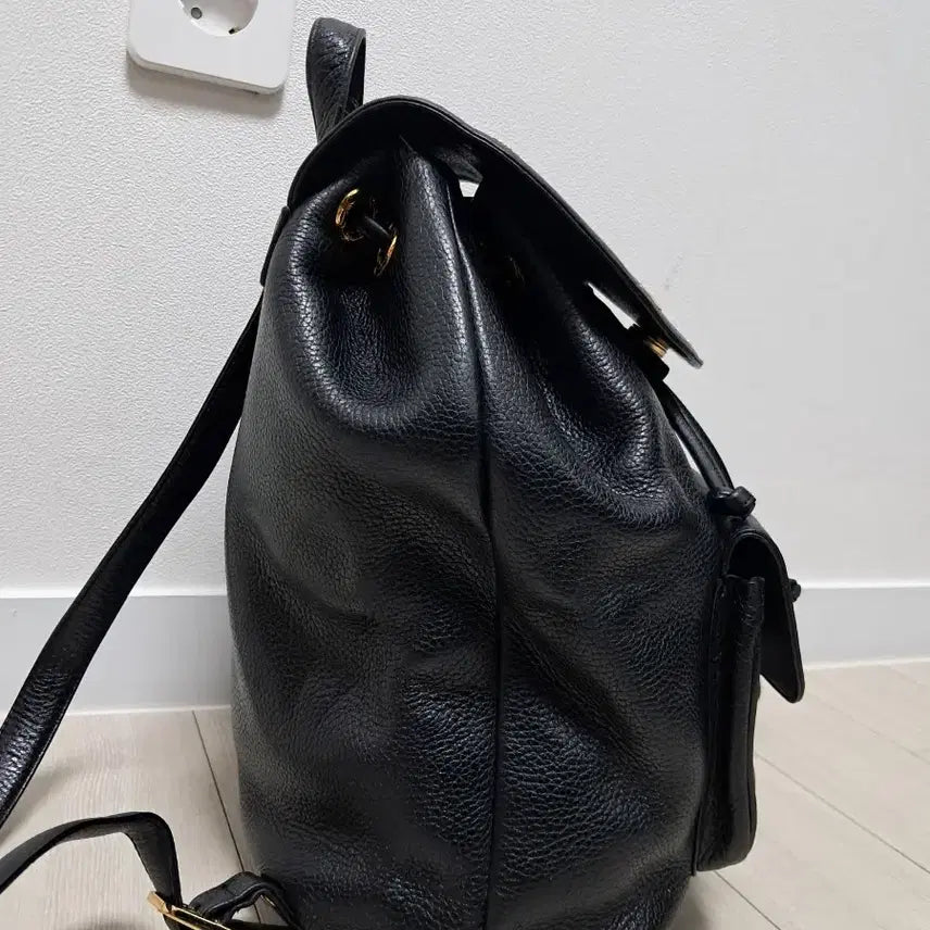 [SOLD OUT] MCM 블랙 가죽 백팩