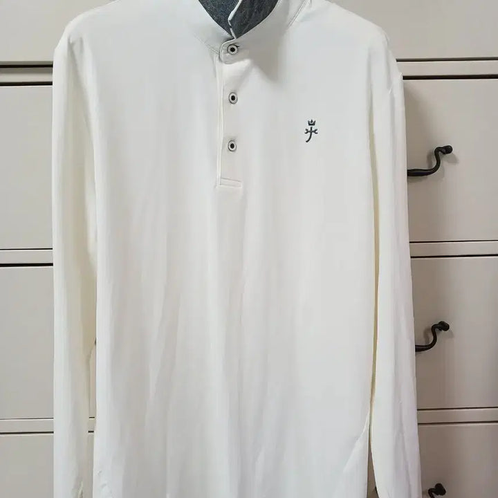 [SOLD OUT] 까스텔바작 남성 기능성 긴팔티셔츠 (100)