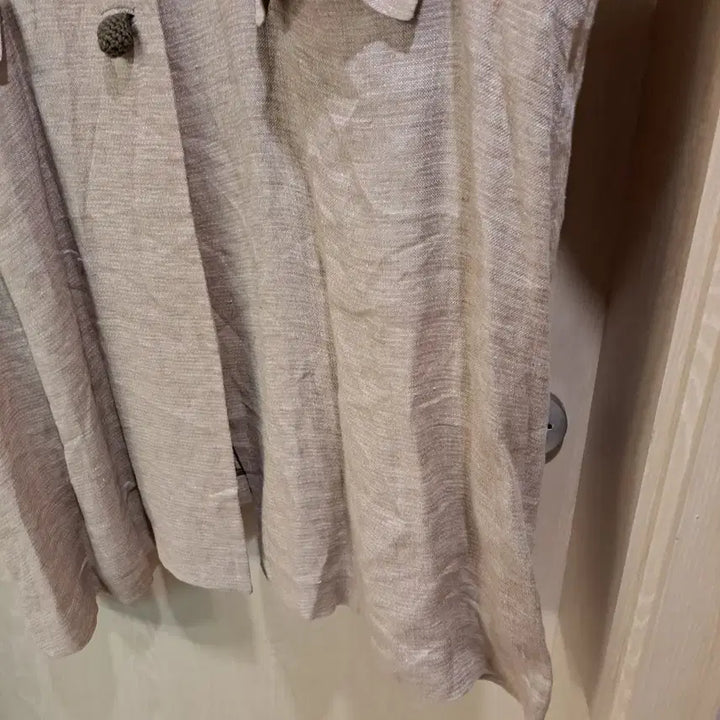 [BUNJANG] B E R T I Beige Linen Half Coat / B E R T I.   베이지 린넨 하프 코트