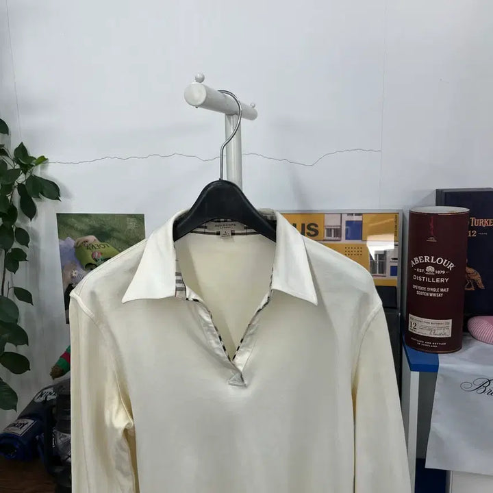 [BUNJANG] Burberry Woman Collar Long Sleeve L / 버버리 우먼 칼라 롱슬리브 L