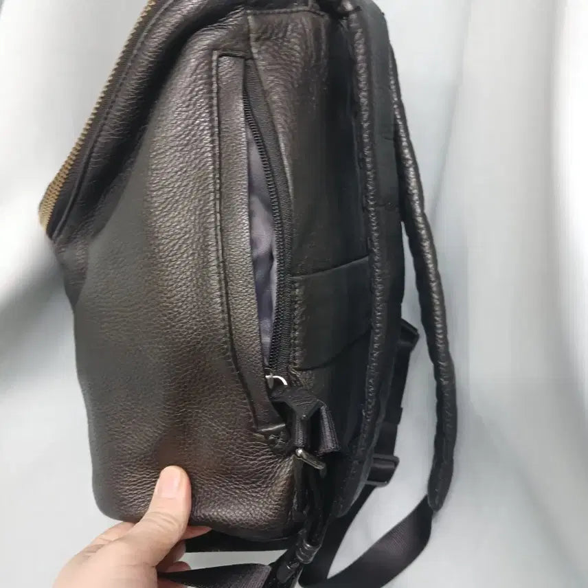[BUNJANG] TUMI Leather Backpack / TUMI 투미 가죽 백팩