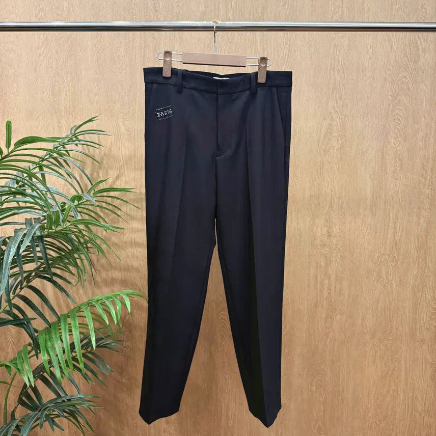 [BUNJANG] Zadig &amp; Voltaire Folk Strasse Slacks with Crystal Logo - Black / 쟈딕 앤 볼테르 폴크 스트라스 슬랙스 크리스탈 로고 디테일 블랙