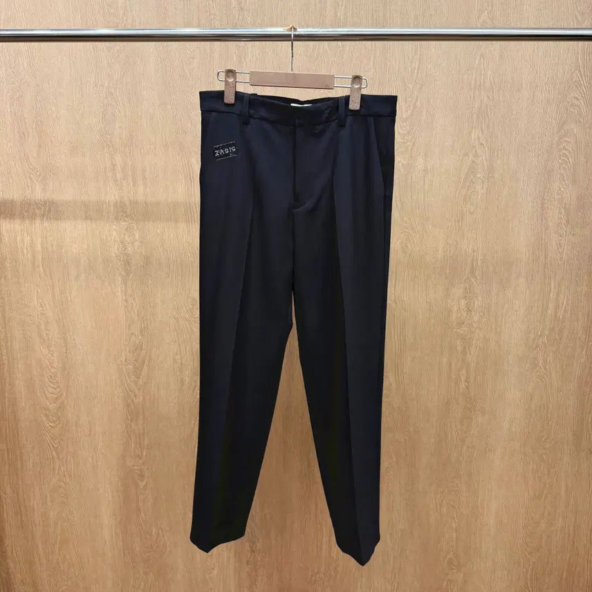 [BUNJANG] Zadig &amp; Voltaire Folk Strasse Slacks with Crystal Logo - Black / 쟈딕 앤 볼테르 폴크 스트라스 슬랙스 크리스탈 로고 디테일 블랙