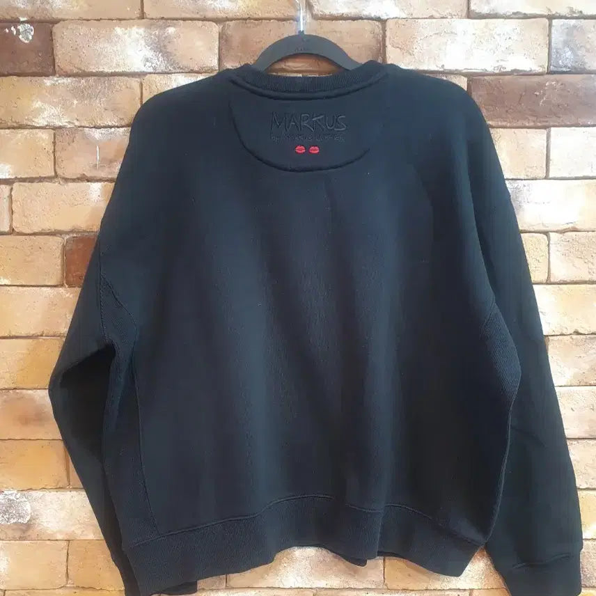 [BUNJANG] Markus Lupfer Printed Black Sweatshirt / 마커스루퍼  프린팅 블랙 맨투맨