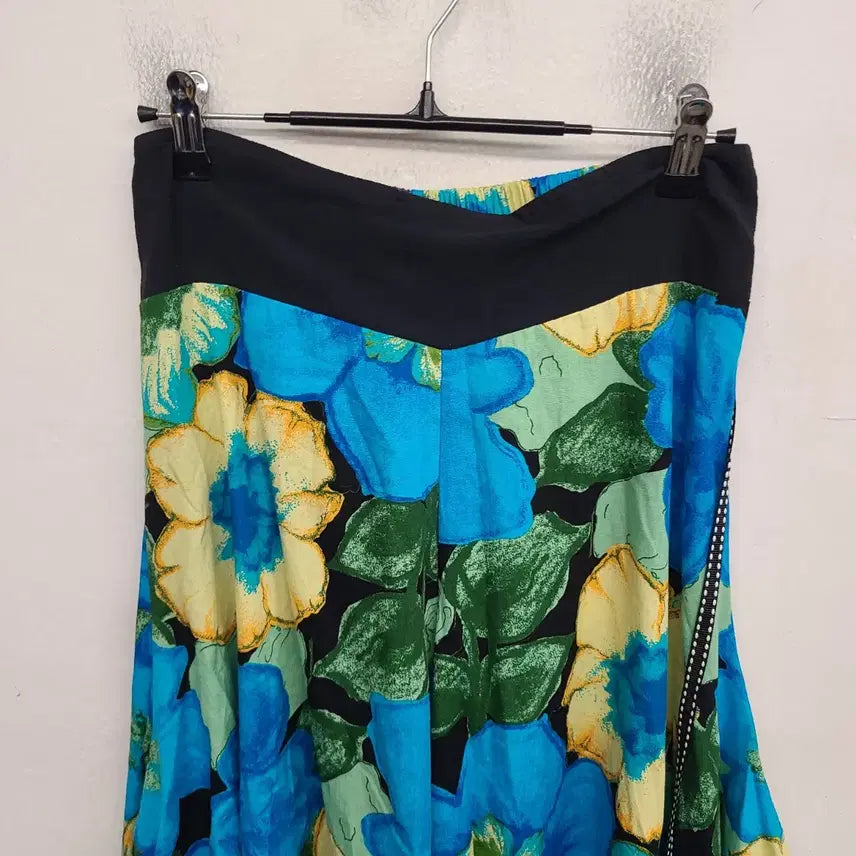 [BUNJANG] Bohemian Style Pattern Wide Leg Pants (Size 77) / [여성77 size] 보헤미안 st 뒷밴딩 패턴 통 바지