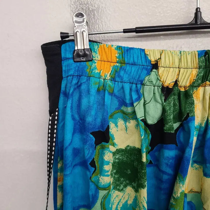 [BUNJANG] Bohemian Style Pattern Wide Leg Pants (Size 77) / [여성77 size] 보헤미안 st 뒷밴딩 패턴 통 바지