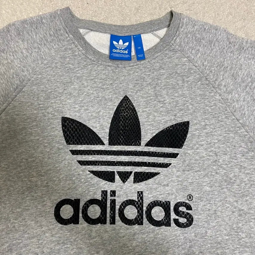 [BUNJANG] Adidas Trefoil Gray Sweatshirt / 아디다스 트레포일 맨투맨 회색 기모 110