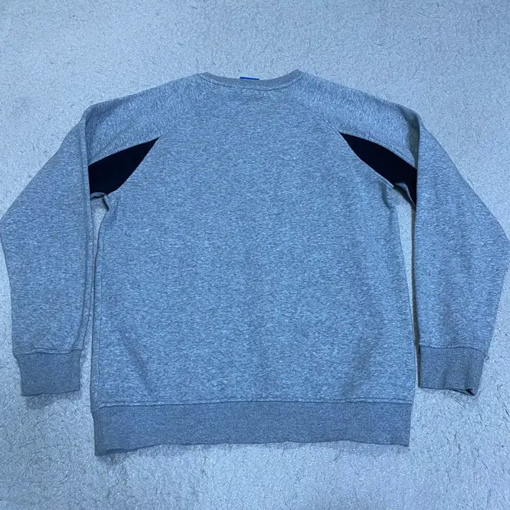 [BUNJANG] Adidas Trefoil Gray Sweatshirt / 아디다스 트레포일 맨투맨 회색 기모 110