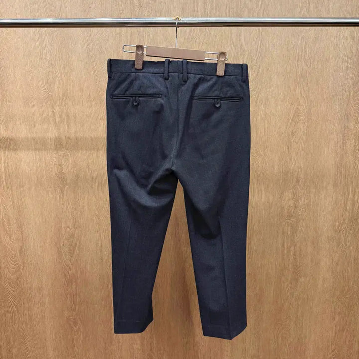 [BUNJANG] Theory Minimal Formal Slacks Pants Dark Gray / 띠어리 슬랙스 팬츠 미니멀 포멀 디자인 히든 클로징 디테일 다크그레이