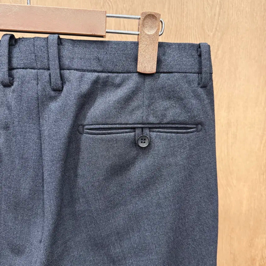 [BUNJANG] Theory Minimal Formal Slacks Pants Dark Gray / 띠어리 슬랙스 팬츠 미니멀 포멀 디자인 히든 클로징 디테일 다크그레이