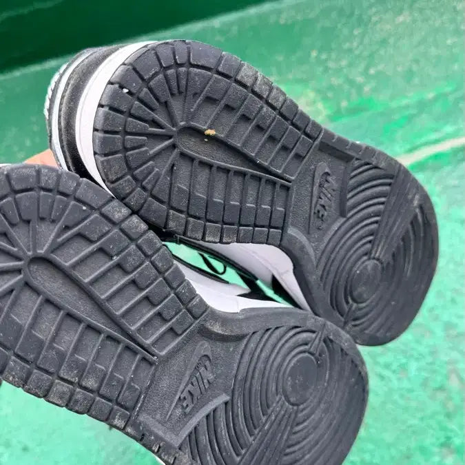 [BUNJANG] Nike Dunk Low Panda 280 Sneakers / 나이키 덩크로우 범고래 280