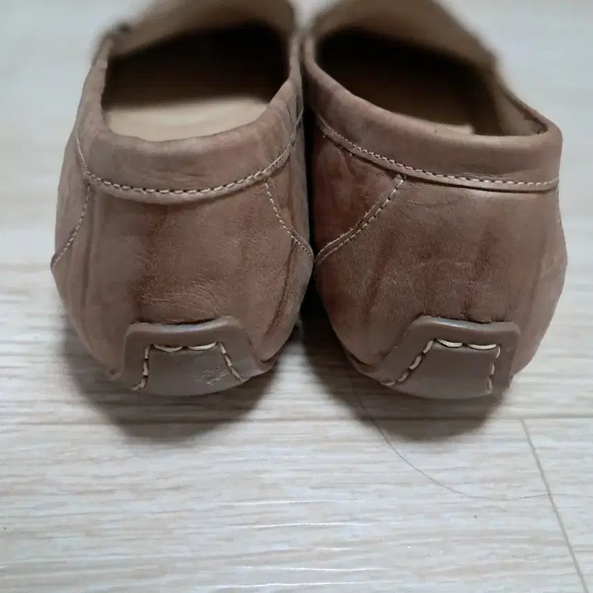 [SOLD OUT] 닥스 가죽구두 브라운 로퍼 여성 단화 245