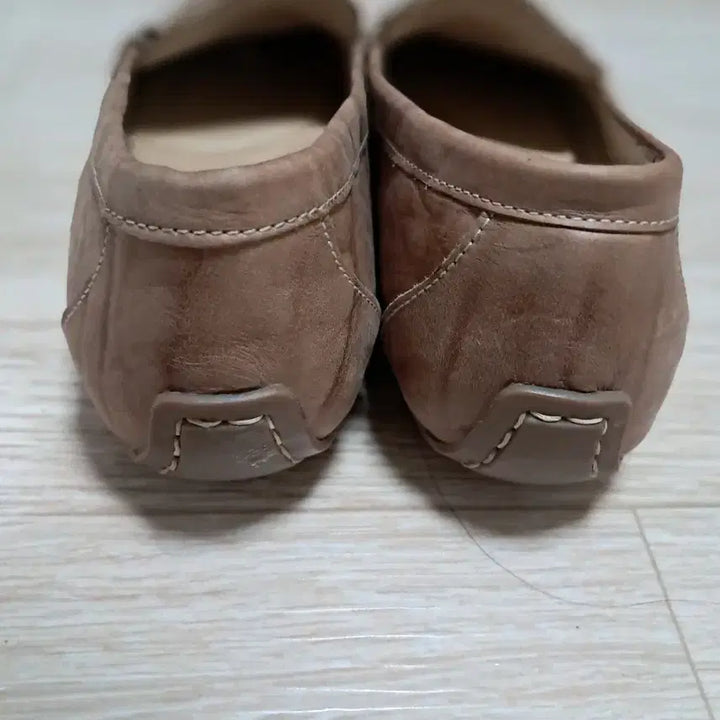 [SOLD OUT] 닥스 가죽구두 브라운 로퍼 여성 단화 245