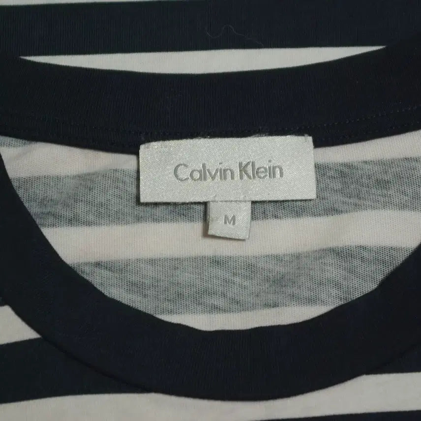 [BUNJANG] Calvin Klein Striped Layered T-Shirt / 캘빈클라인 반팔티셔츠 M