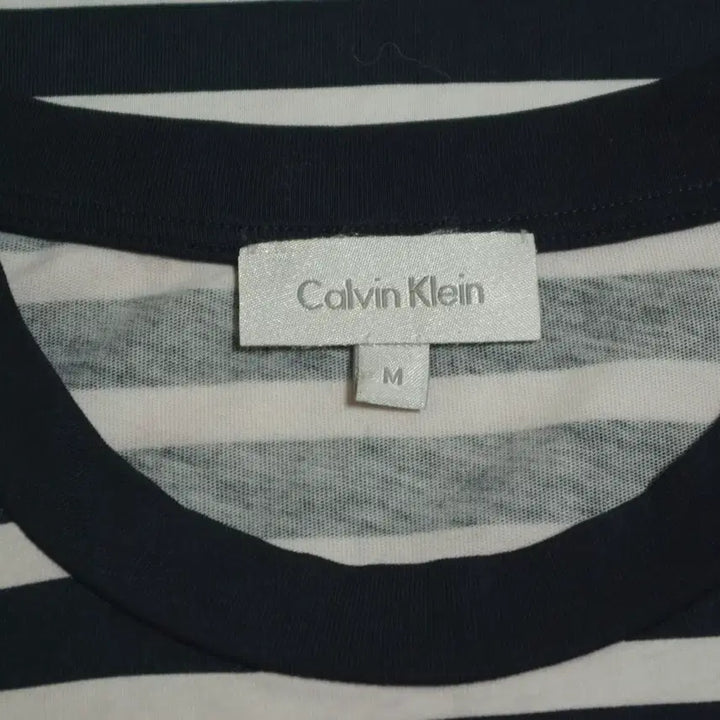 [BUNJANG] Calvin Klein Striped Layered T-Shirt / 캘빈클라인 반팔티셔츠 M